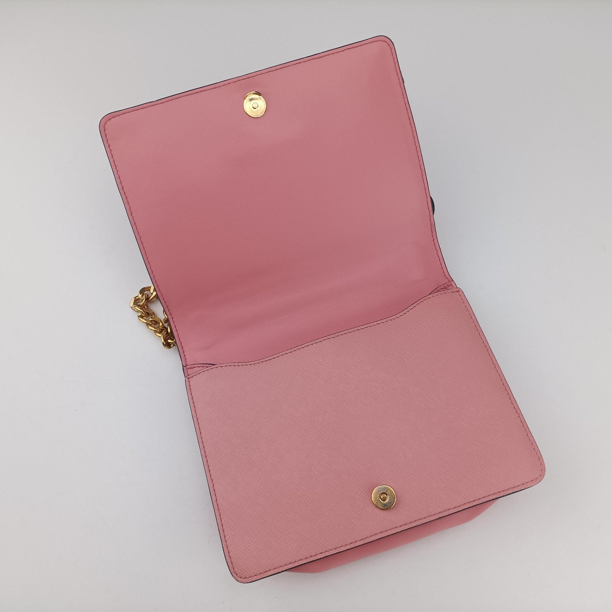 milano logo Pink Saffiano Leather 1BP012 204ミラノロゴ ピンク サフィアーノレザー 1BP012 204