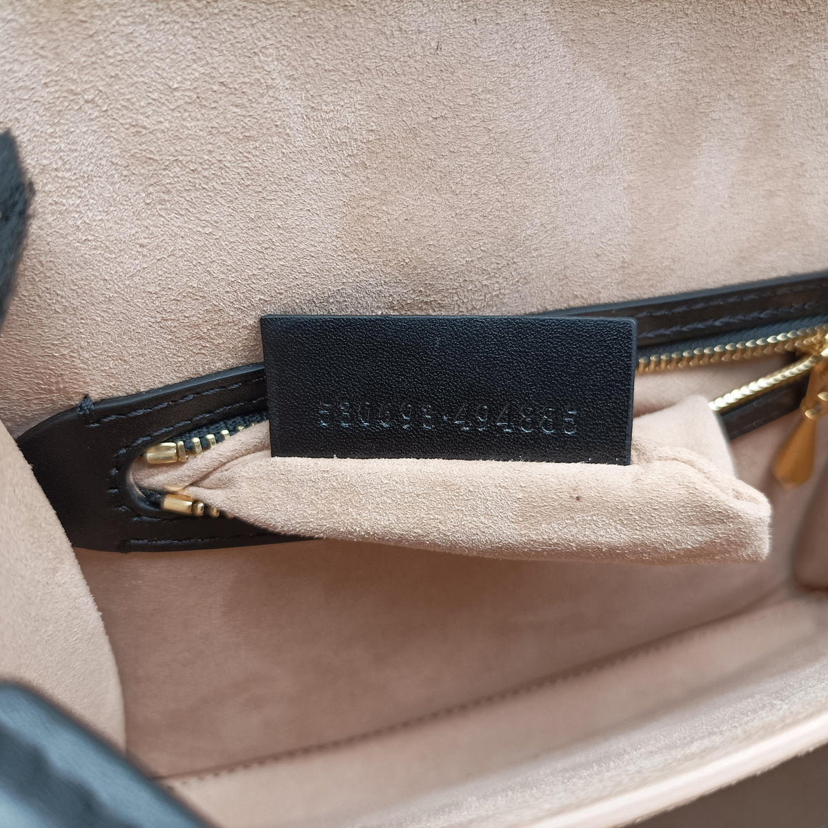 Box Black Leather 530693.494885ボックス ブラック レザー 530693.494885