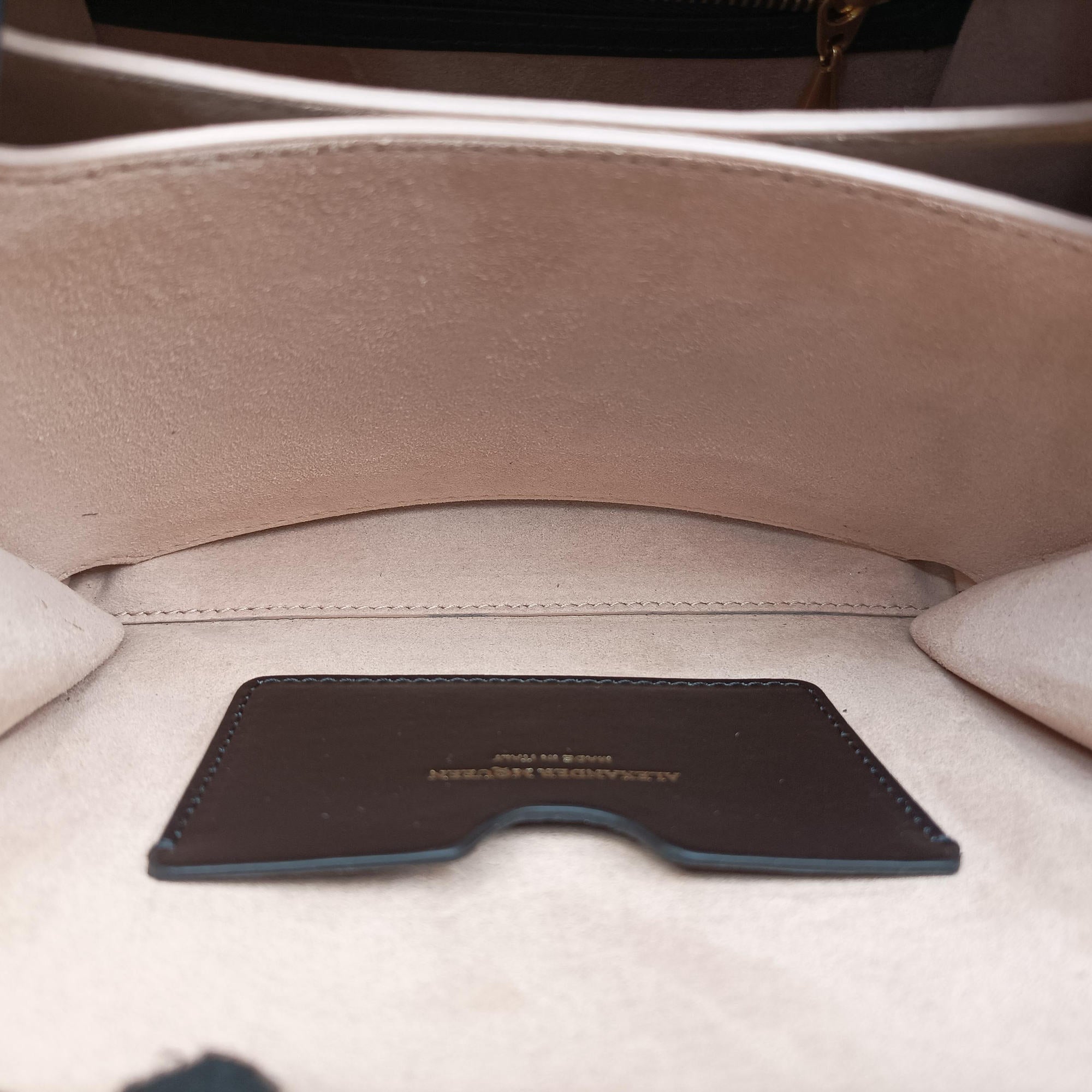 Box Black Leather 530693.494885ボックス ブラック レザー 530693.494885
