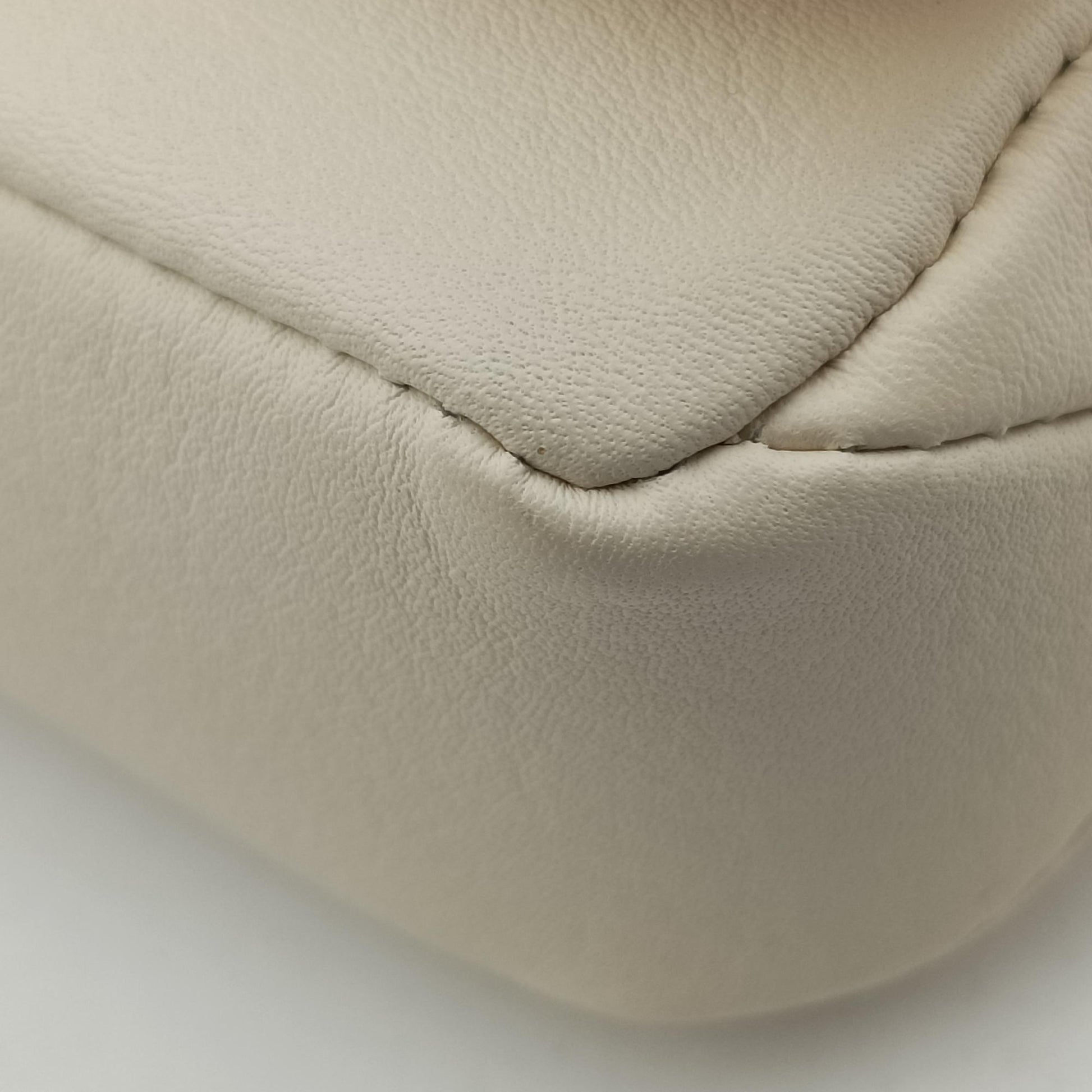 Serpenti Cabochon Micro Ivory Opal calf セルペンティ カボション マイクロ アイボリー オパール カーフ 