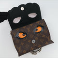 Pochette Kabuki Mask Red × Brown Monogram Canvas × Epi Leather M43527 DU4127ポシェット・カブキ マスク カブキマスクプリント / レッド × ブラウン モノグラム・キャンバス × エピ・レザー M43527 DU4127