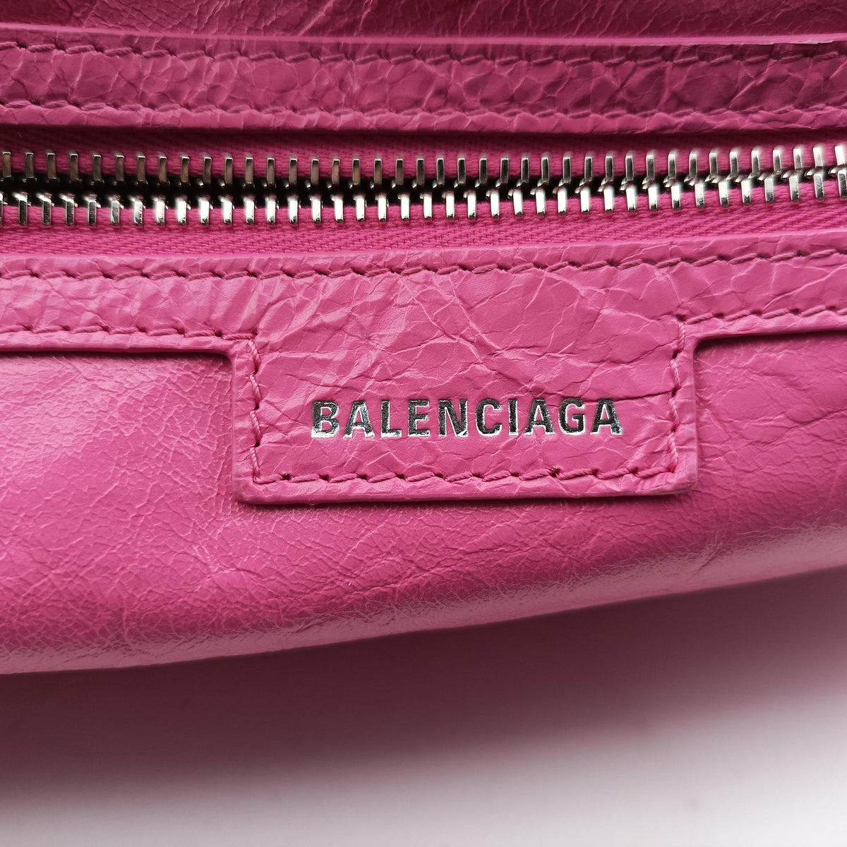 Superbusy XS Sling Bag Pink leather 762516 762516.5639.O.568008スーパービジー XS スリング バッグ ピンク レザー 762516 762516.5639.O.568008