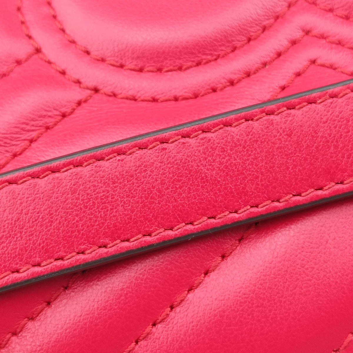 GG Marmont Red Leather 446744 C025679258GGマーモント レッド レザー 446744 C025679258