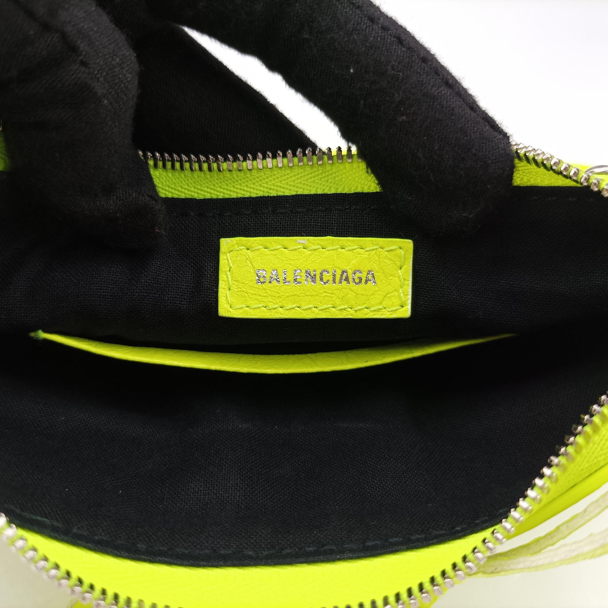 Le Cagole YellowGreen lambskin 695814.7206.R.493075ルカゴール イエローグリーン ラムスキン 695814.7206.R.493075