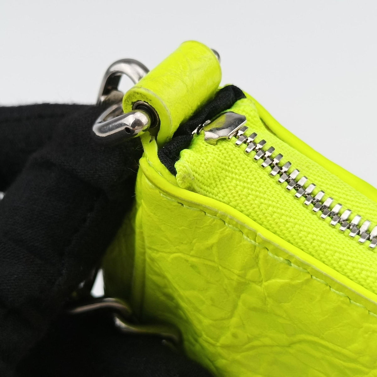 Le Cagole YellowGreen lambskin 695814.7206.R.493075ルカゴール イエローグリーン ラムスキン 695814.7206.R.493075