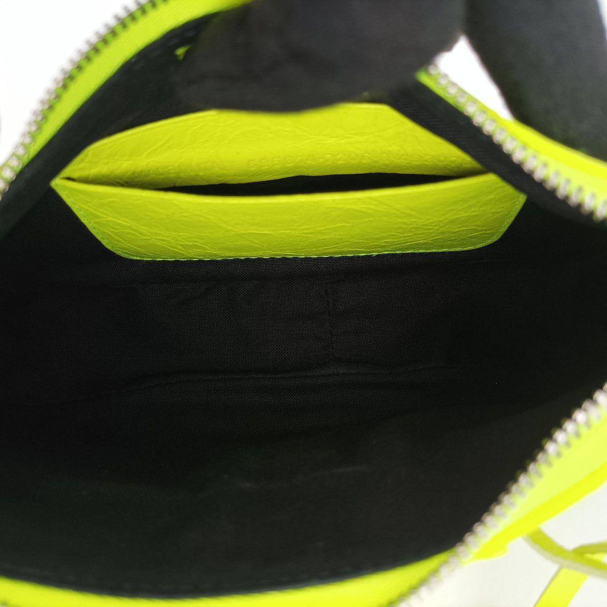 Le Cagole YellowGreen lambskin 695814.7206.R.493075ルカゴール イエローグリーン ラムスキン 695814.7206.R.493075