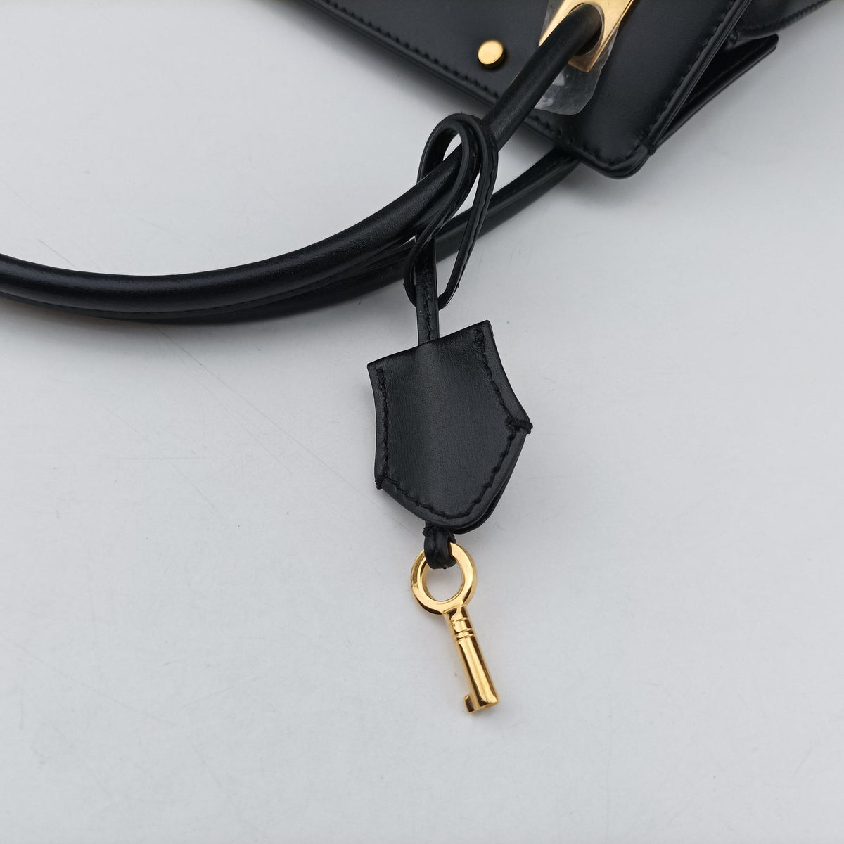 Parisienne Black Leather 05-RU-0212パリ ジェンヌ ブラック レザー 05-RU-0212