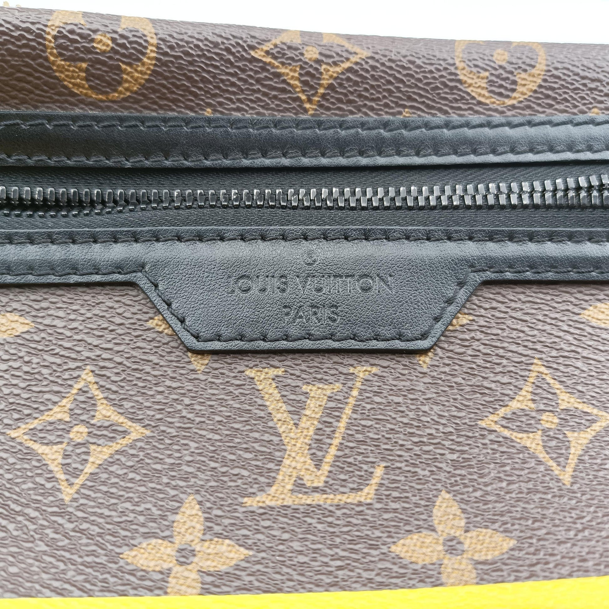 Flat Messenger purple x Brown Monogram Canvas x Denim M44641 CA1159フラットメッセンジャー パープル x ブラウン モノグラム キャンバス x デニム M44641 CA1159