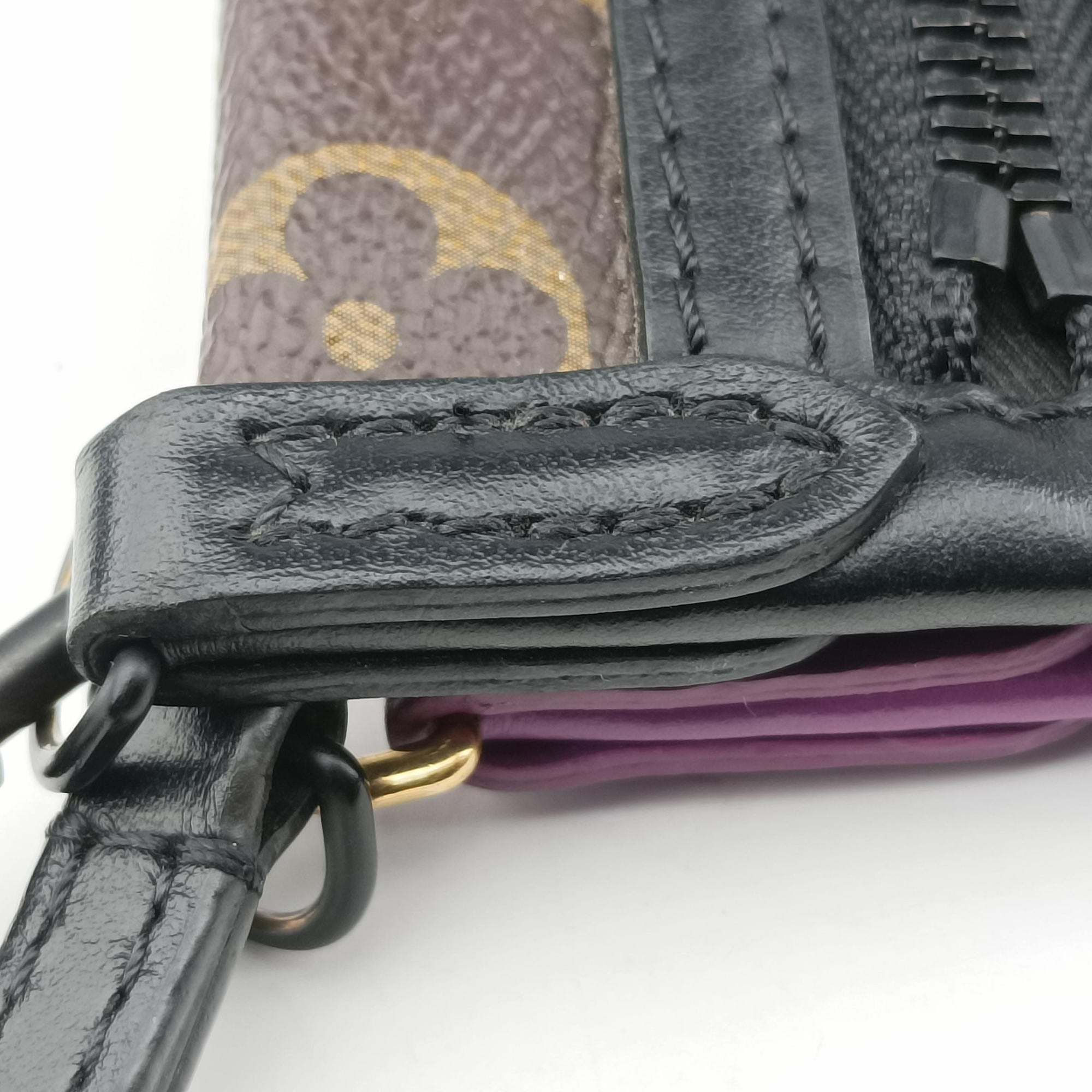 Flat Messenger purple x Brown Monogram Canvas x Denim M44641 CA1159フラットメッセンジャー パープル x ブラウン モノグラム キャンバス x デニム M44641 CA1159
