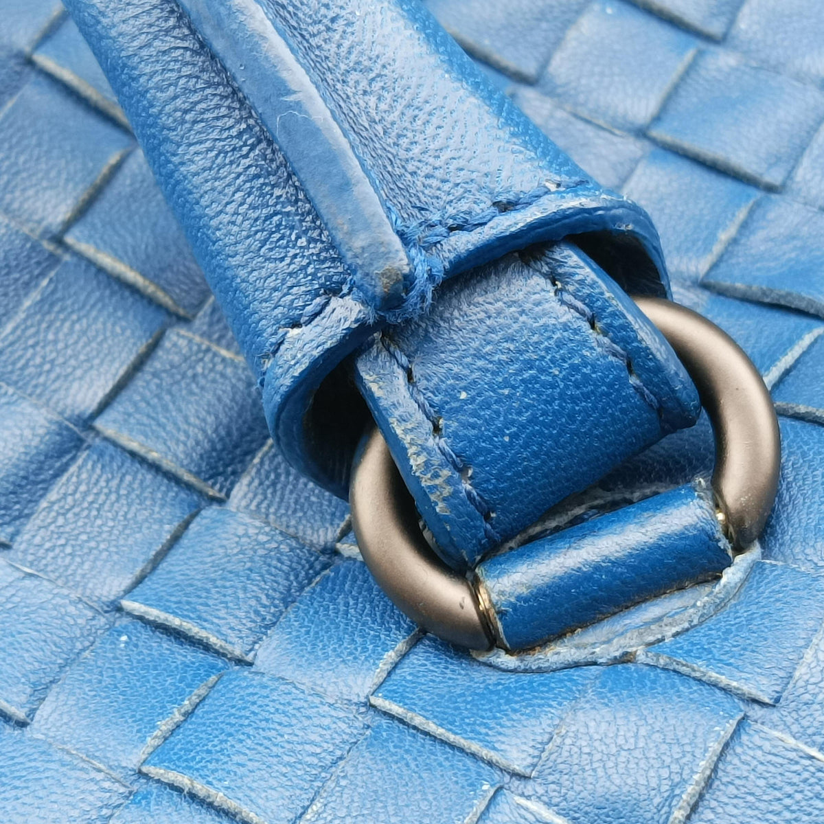 Intrecciato Blue lambskin B02553741Vイントレチャート ブルー ラムスキン B02553741V