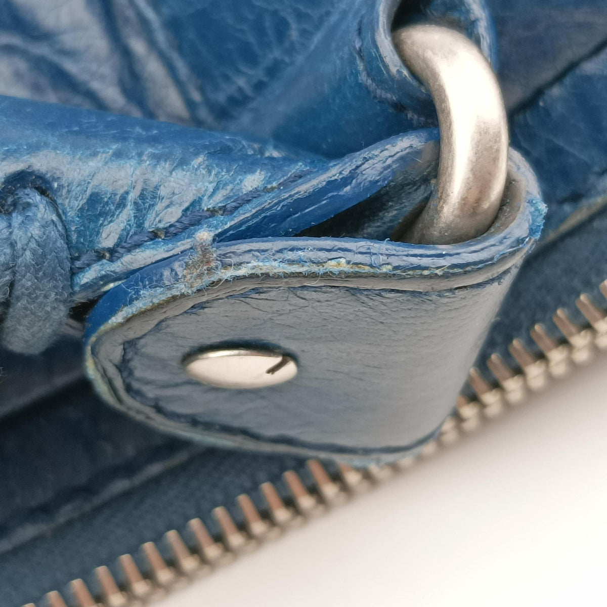 Giant City Blue Lambskin 298931.4225 I 538735ジャイアントシティ ブルー ラムスキン 298931.4225 I 538735