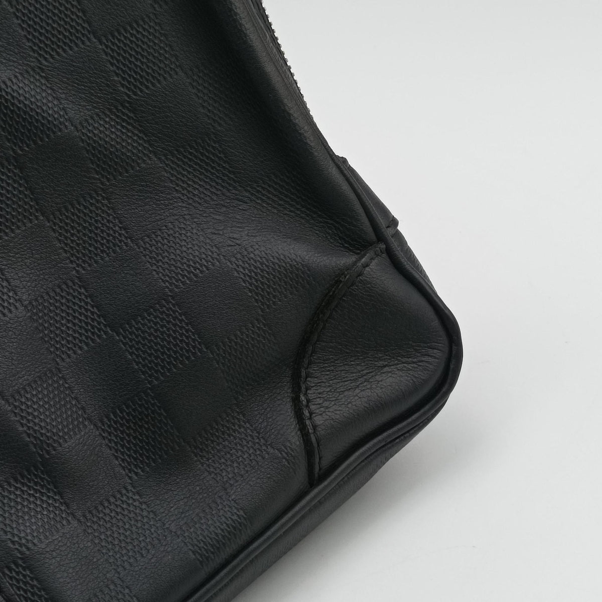 Porte Documents Voyage Noir Damier Infini N41125 BA2142ポルト ドキュマン ヴォワヤージュ ノワール ダミエ アンフィニ N41125 BA2142