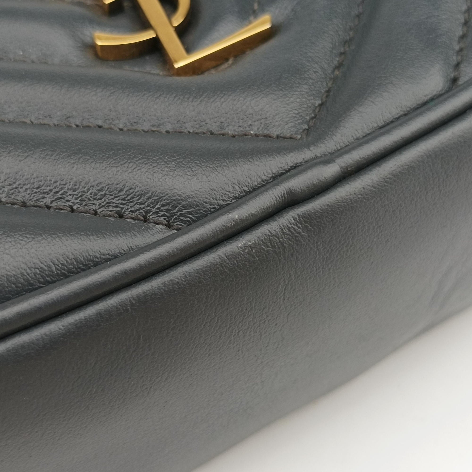 Lou chevron tassel charm camera Black Leather 534817 GLT534817.0319ルー シェブロン タッセル チャーム カメラ ブラック レザー 534817 GLT534817.0319