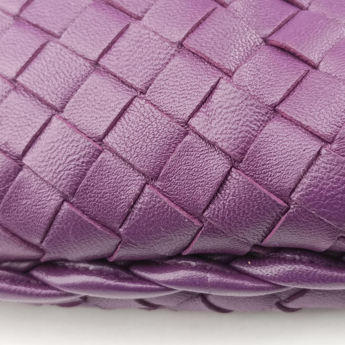 Intrecciato Purple lambskin B03701084Iイントレチャート パープル ラムスキン B03701084I