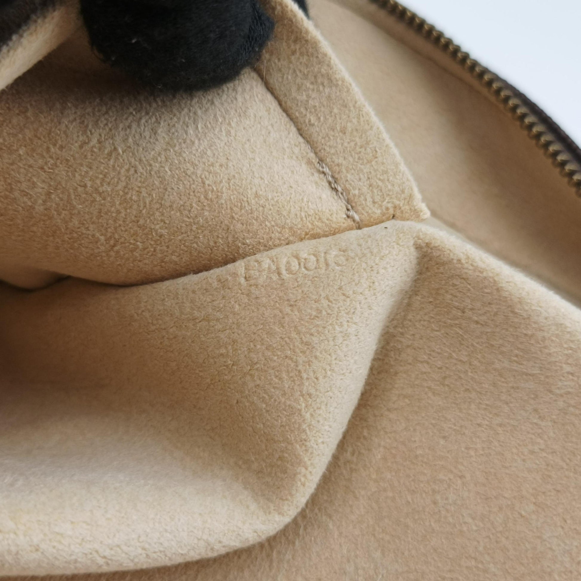 MANHATTAN GM Brown Monogram Canvas M40025 BA0016マンハッタンGM モノグラムキャンバス モノグラム/ブラウン系 M40025 BA0016