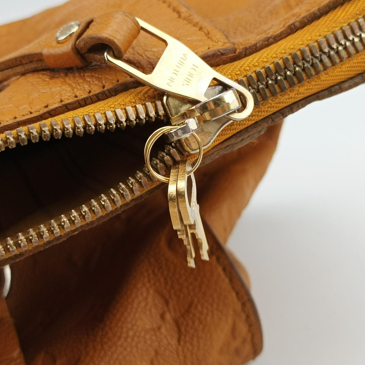 Lumineuse PM saffron Monogram Empreinte M94324 TR2173ルミューズPM サフラン モノグラムアンプラント M94324 TR2173