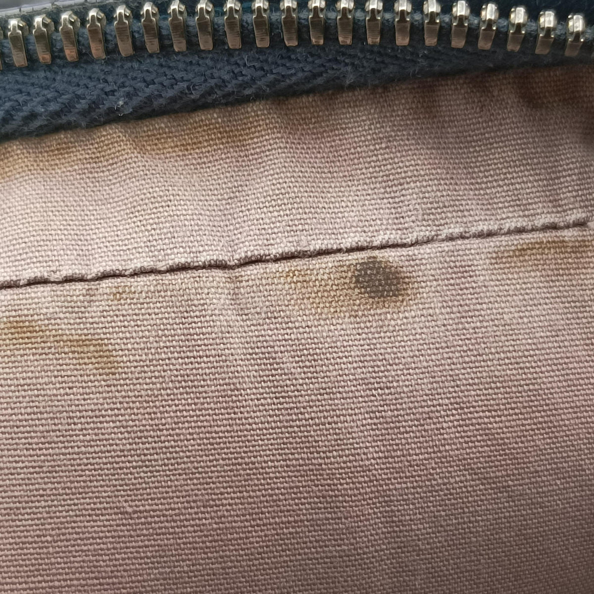 Intrecciato Blue lambskin B07130935Kイントレチャート ブルー ラムスキン B07130935K