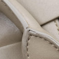 The Arco Briefcase khaki lambskin B09132339Xザ アルコ ブリーフケース カーキ ラムスキン B09132339X