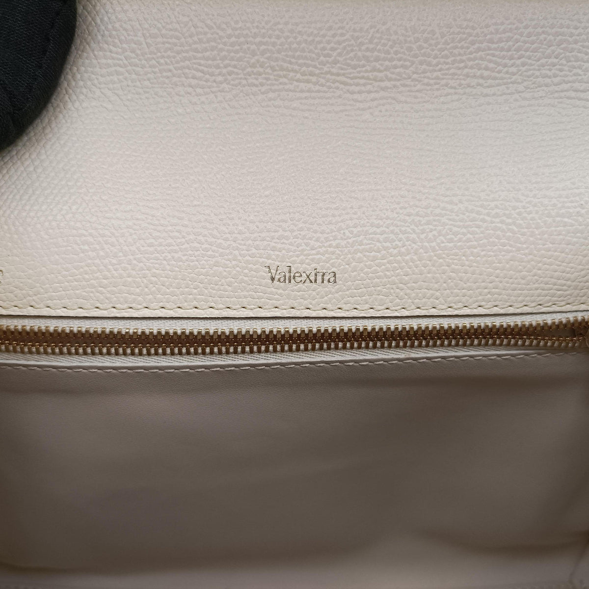Iside White x Multi Leather N 502224イジィデ ホワイト x マルチ レザー N 502224
