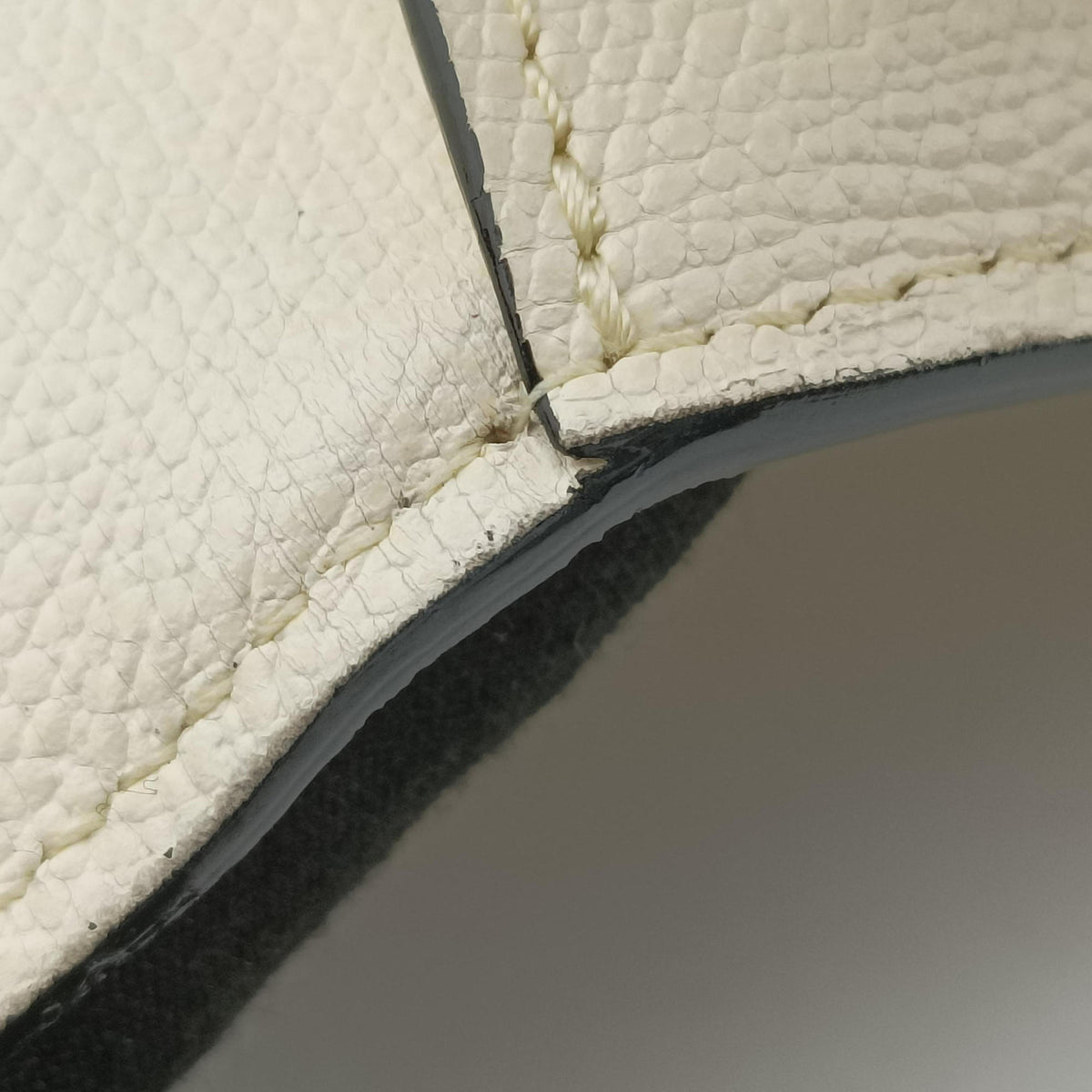 Iside White x Multi Leather N 502224イジィデ ホワイト x マルチ レザー N 502224