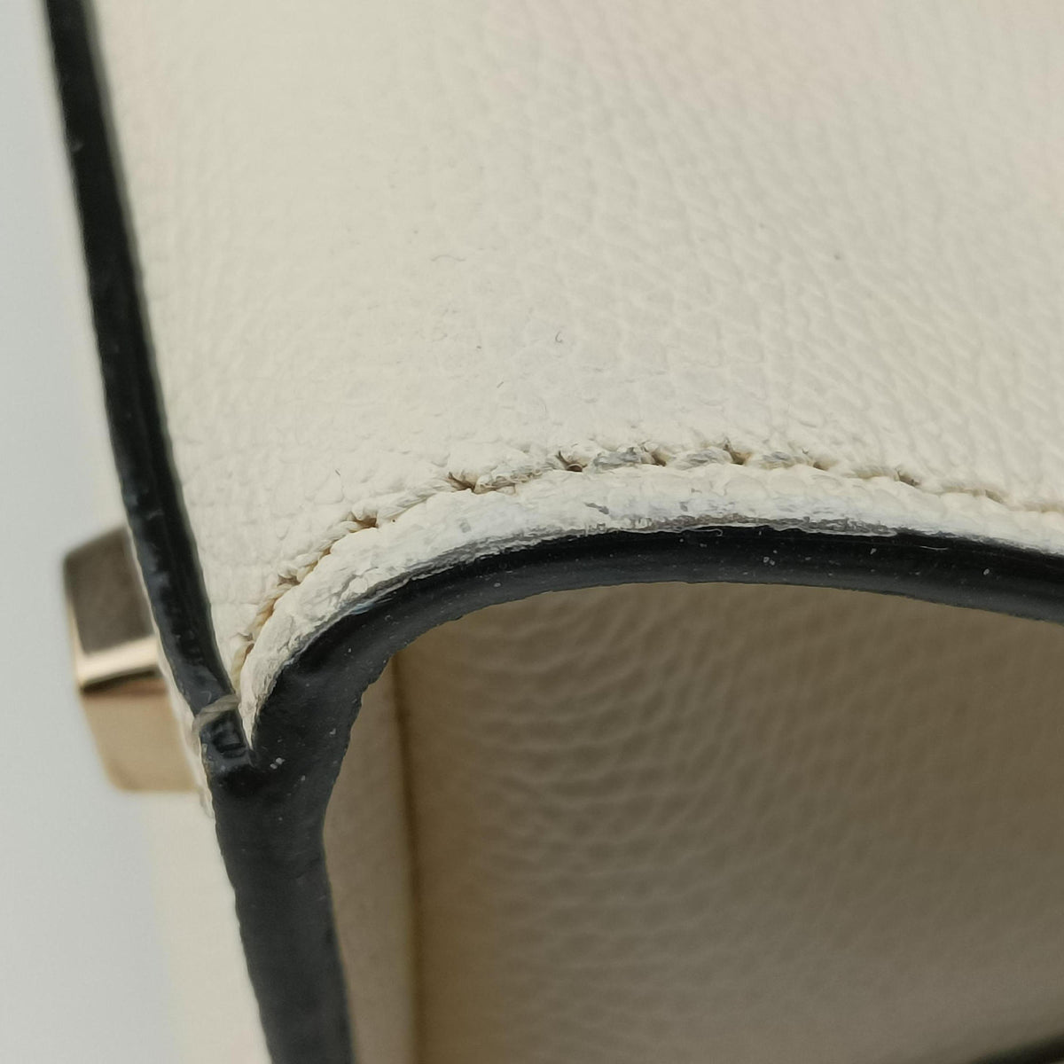Iside White x Multi Leather N 502224イジィデ ホワイト x マルチ レザー N 502224
