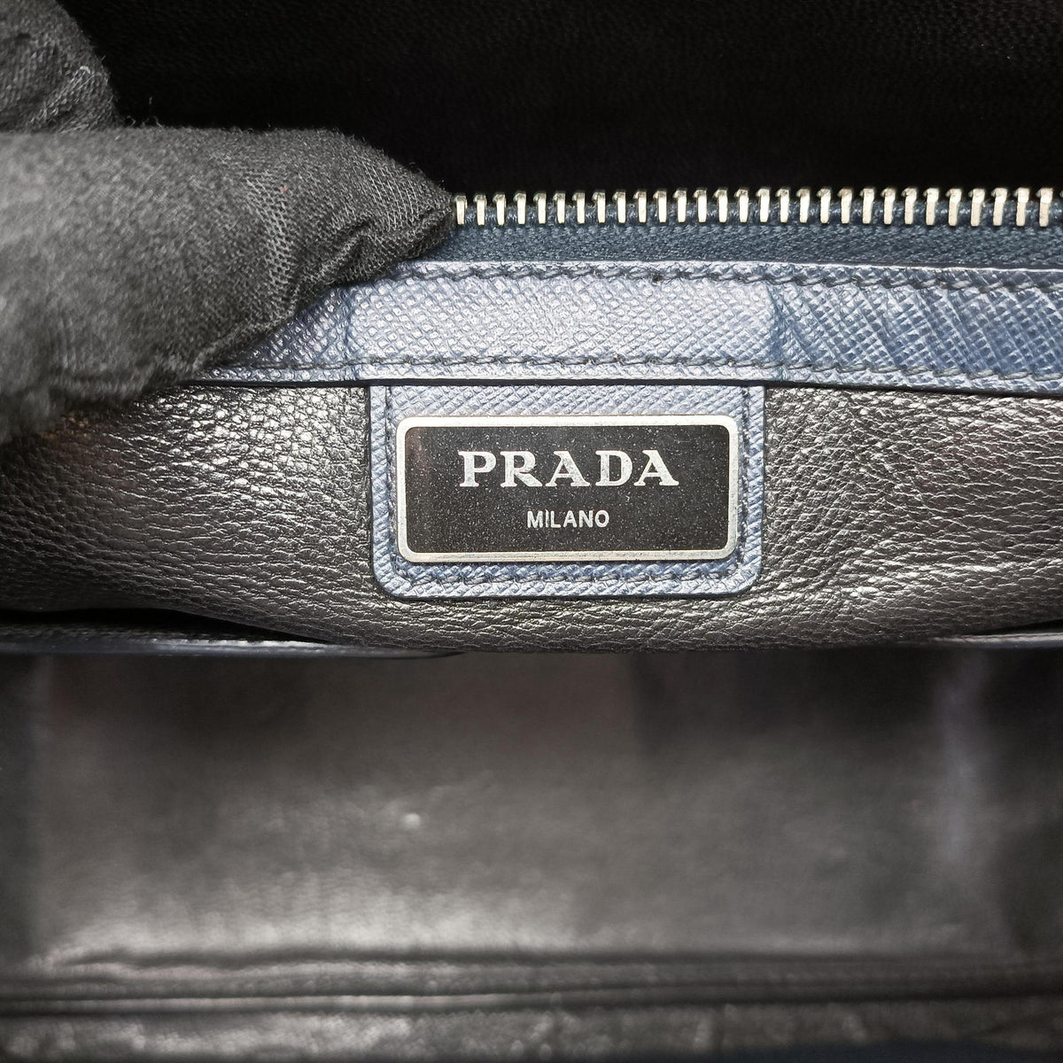business bag briefcase Grey x Navy SAFFIANO Leather 2VE363 7/A 208ビジネスバッグ ブリーフケース グレー x ネイビー サフィアーノレザー 2VE363 7/A 208
