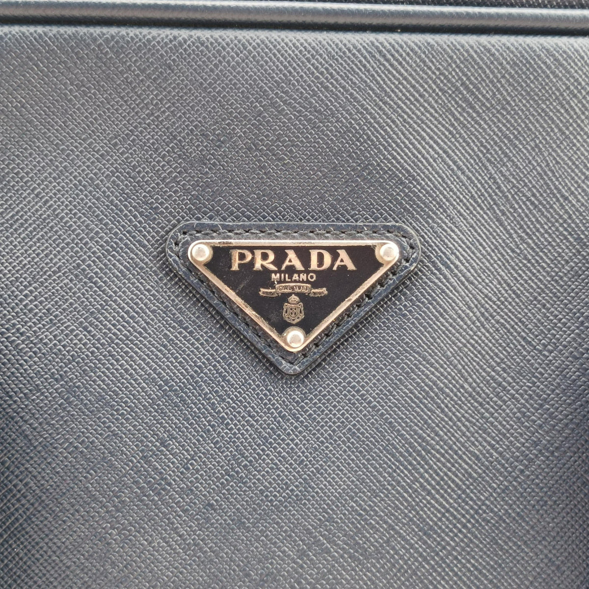Business Briefcase Navy SAFFIANO Leather 2VE011 31/H 208ビジネス ブリーフケース ネービー サフィアーノレザー 2VE011 31/H 208