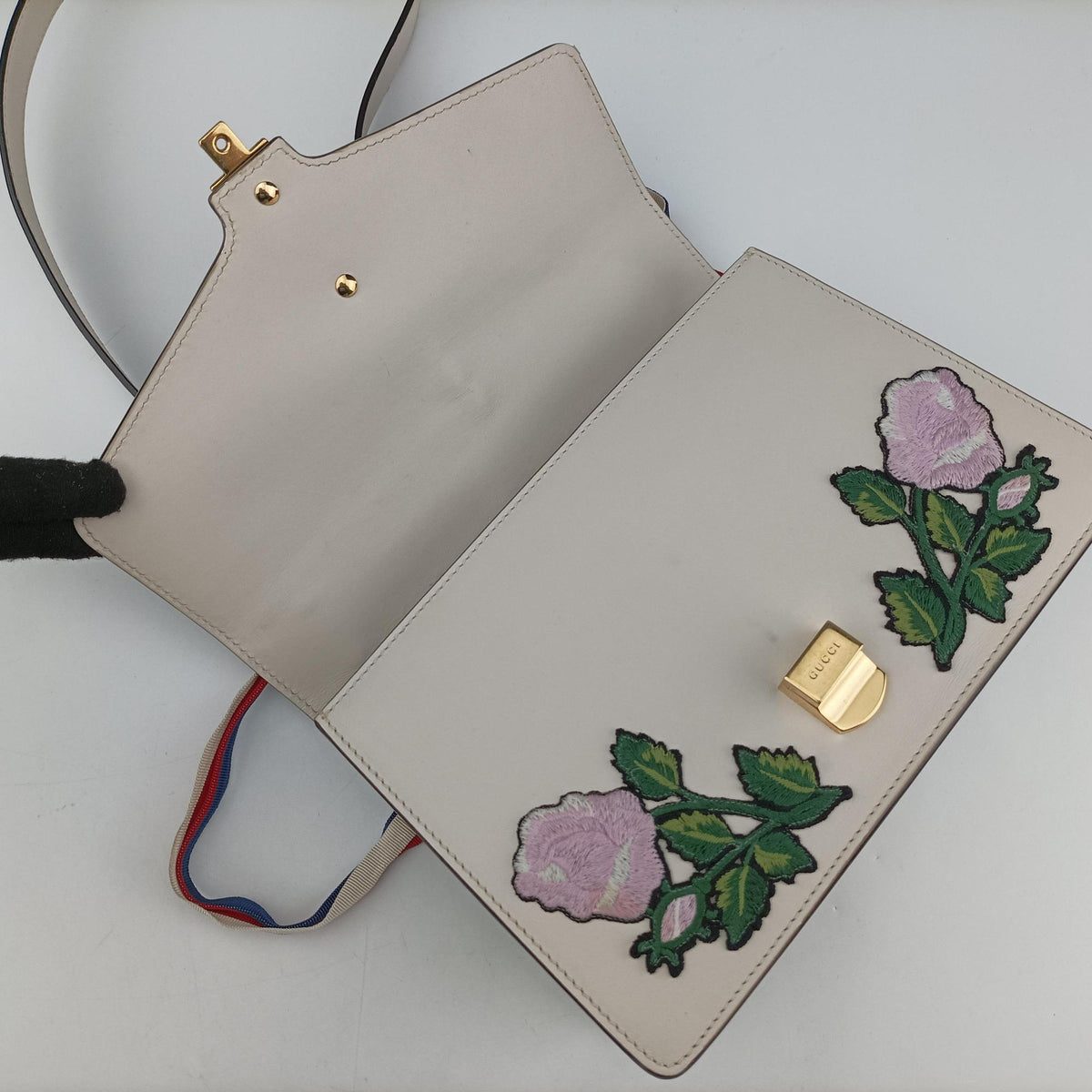 Sylvie White Leather 421882 E023605233シルヴィ ホワイト レザー 421882 E023605233