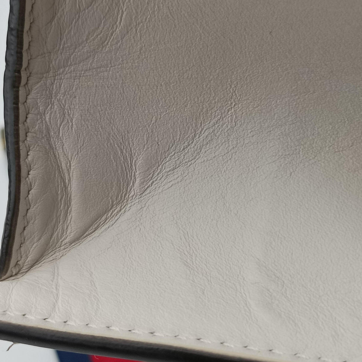 Sylvie White Leather 421882 E023605233シルヴィ ホワイト レザー 421882 E023605233