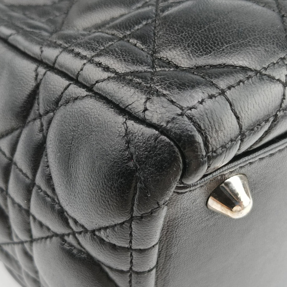 Lady Dior Black lambskin 01-MA-1110レディディオール ブラック ラムスキン 01-MA-1110