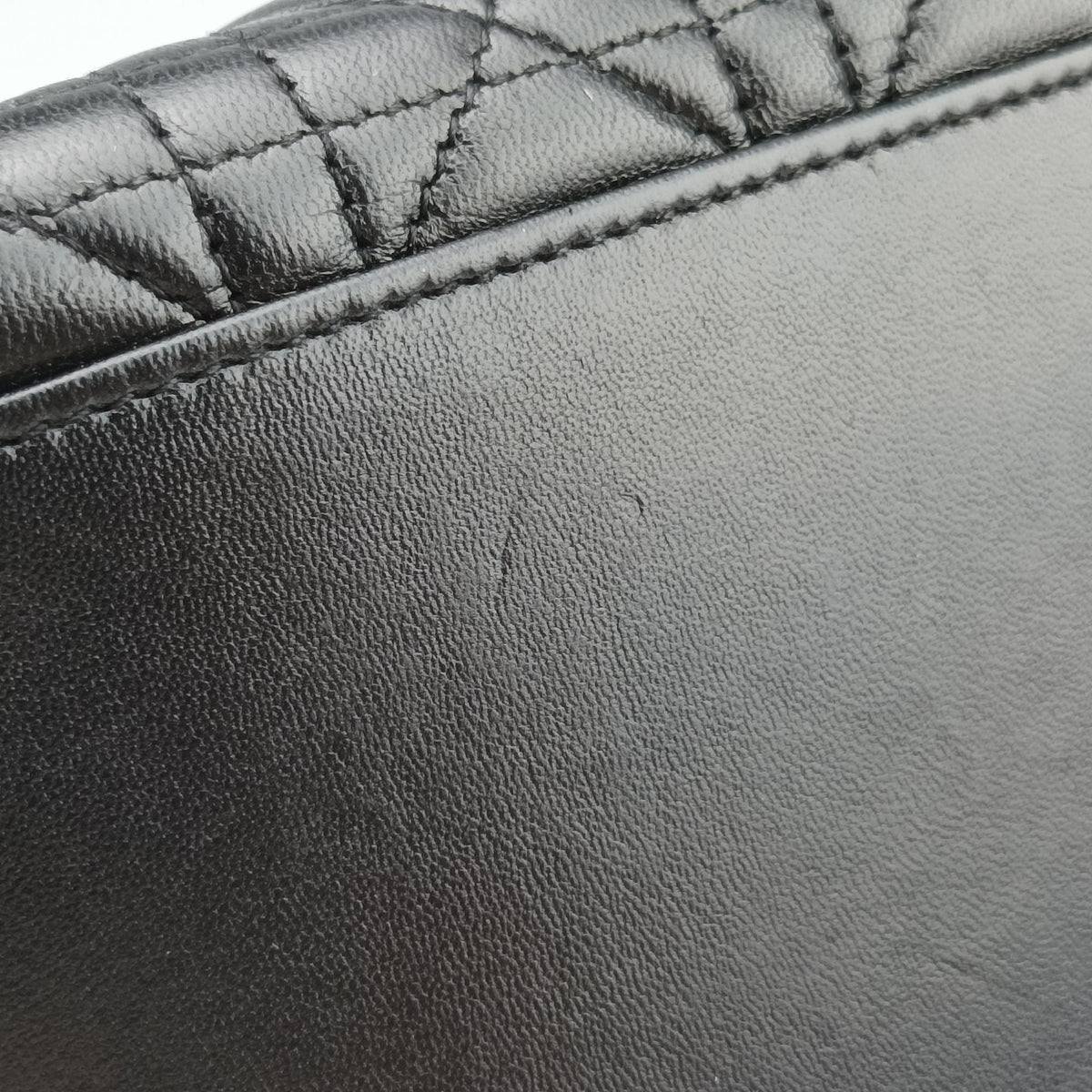 Lady Dior Black lambskin 01-MA-1110レディディオール ブラック ラムスキン 01-MA-1110