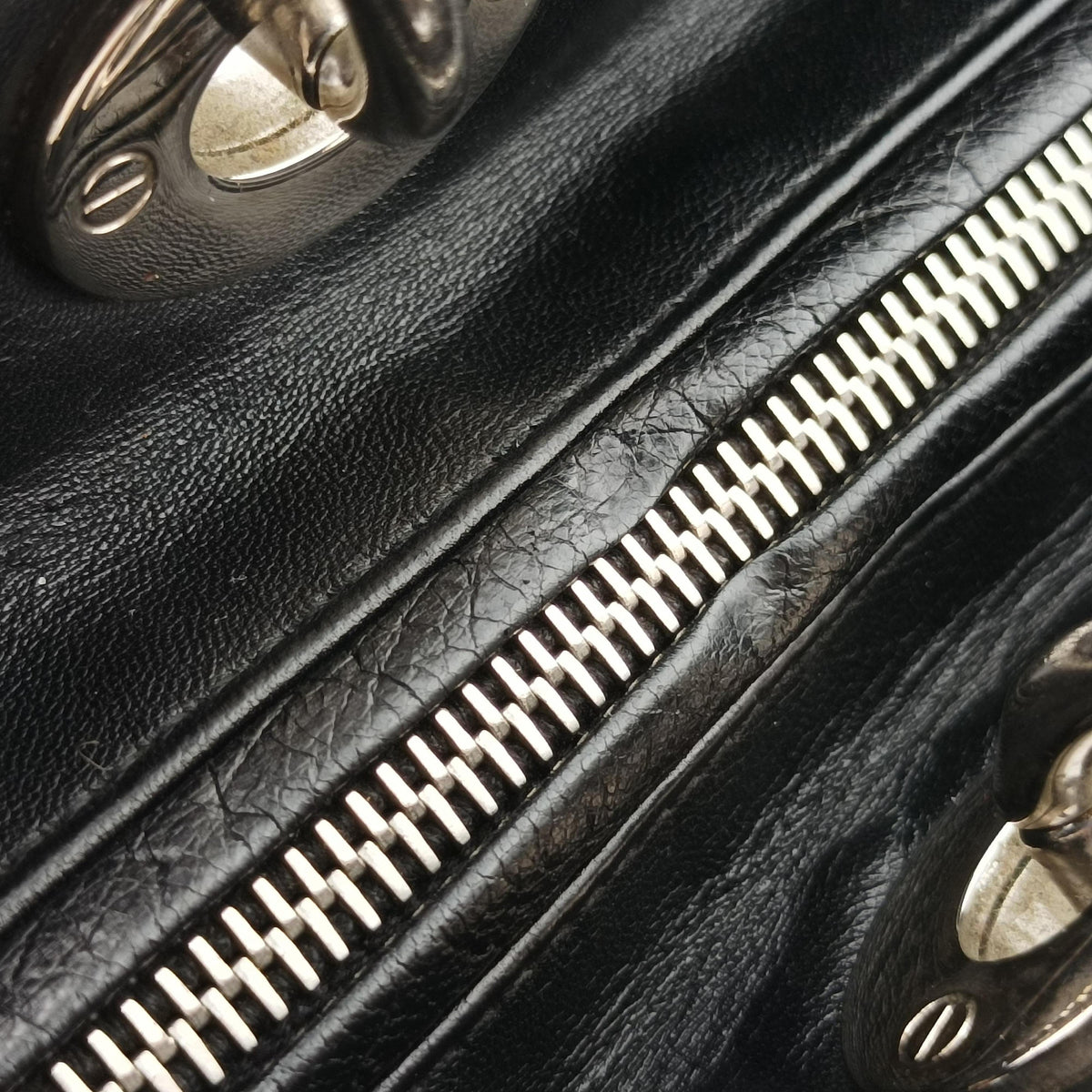 Lady Dior Black lambskin 01-MA-1110レディディオール ブラック ラムスキン 01-MA-1110