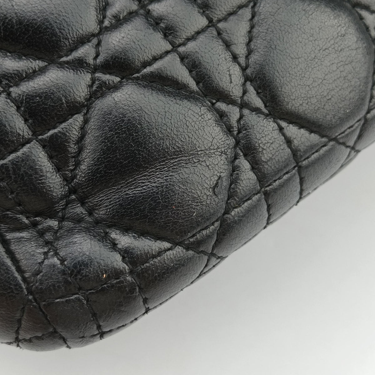 Lady Dior Black lambskin 01-MA-1110レディディオール ブラック ラムスキン 01-MA-1110