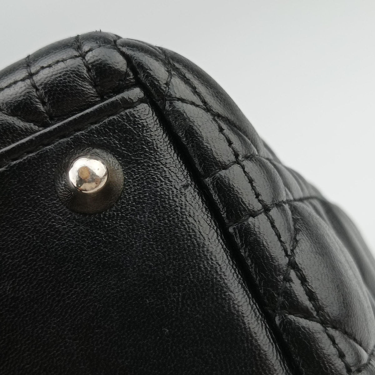 Lady Dior Black lambskin 01-MA-1110レディディオール ブラック ラムスキン 01-MA-1110