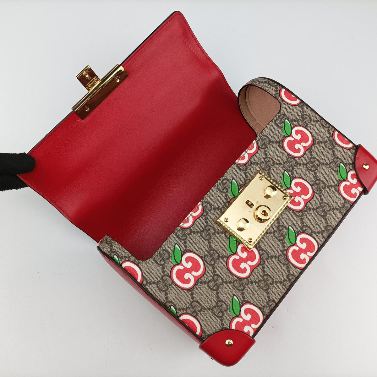 GG Apple Padlock Bamboo beige×red×multi PVC coated canvas×Leather 603221 E033033196GGアップル パドロック バンブー ベージュ×レッド×マルチ PVCコーティングキャンバス×レザー 603221 E033033196