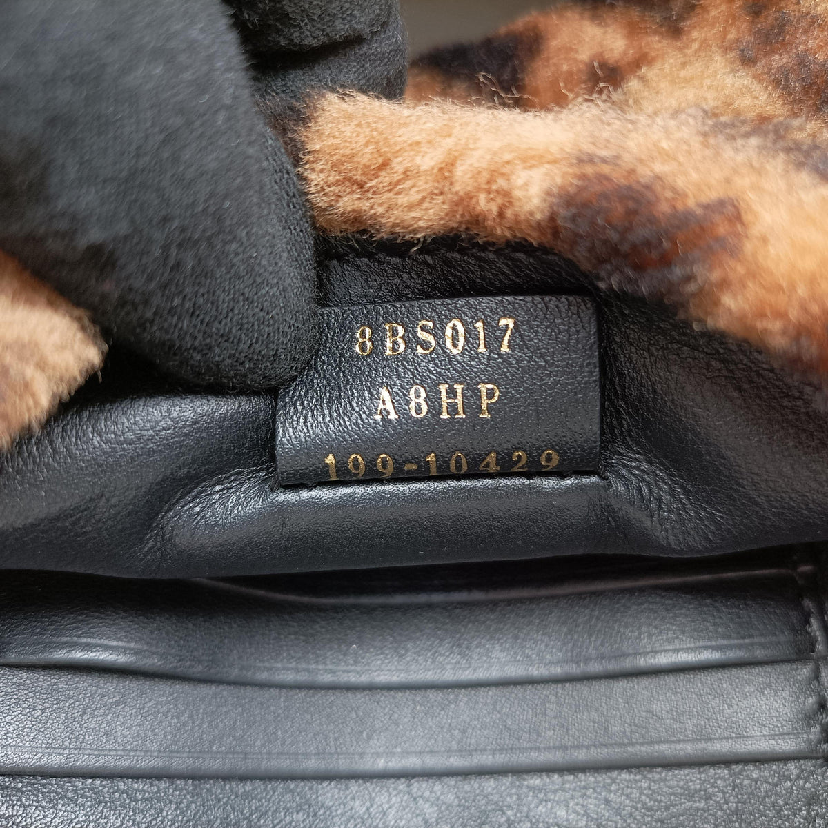 BAGUETTE Brown×Black fur 8BS017 8BS017 A8HP 199-10429マンマバケット ブラウン×ブラック ファー 8BS017 8BS017 A8HP 199-10429
