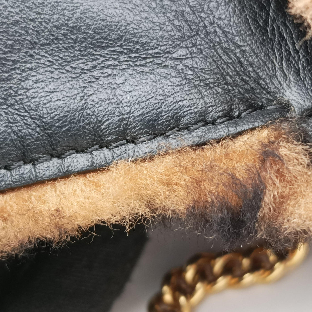 BAGUETTE Brown×Black fur 8BS017 8BS017 A8HP 199-10429マンマバケット ブラウン×ブラック ファー 8BS017 8BS017 A8HP 199-10429