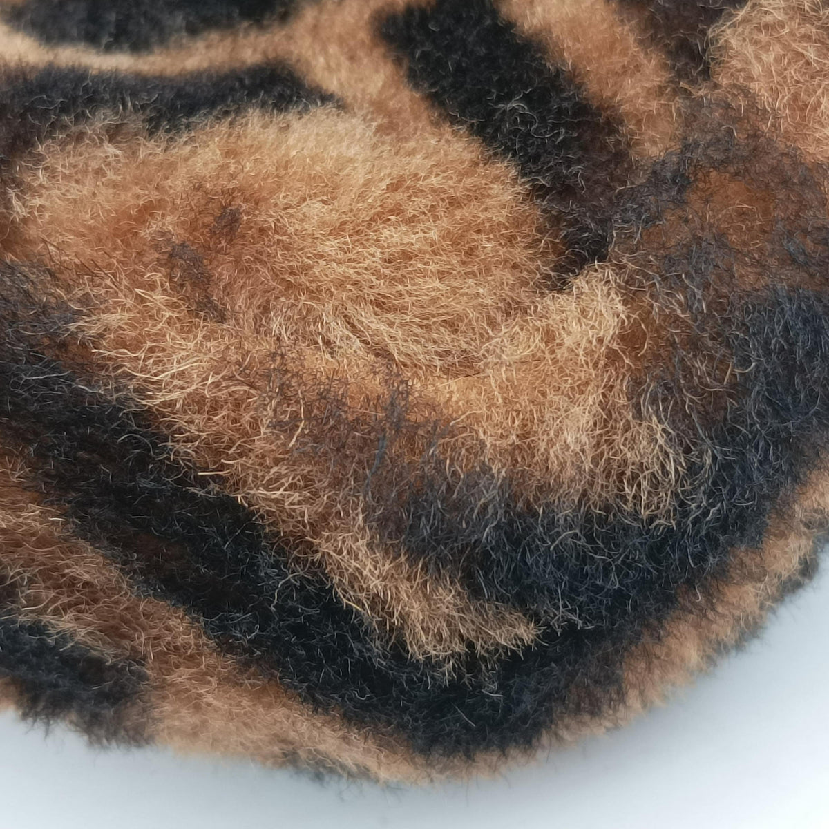 BAGUETTE Brown×Black fur 8BS017 8BS017 A8HP 199-10429マンマバケット ブラウン×ブラック ファー 8BS017 8BS017 A8HP 199-10429