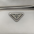 Triangle Logo White Saffiano Leather 2VL012 56 8トライアングル ロゴ ホワイト サフィアーノレザー 2VL012 56 8