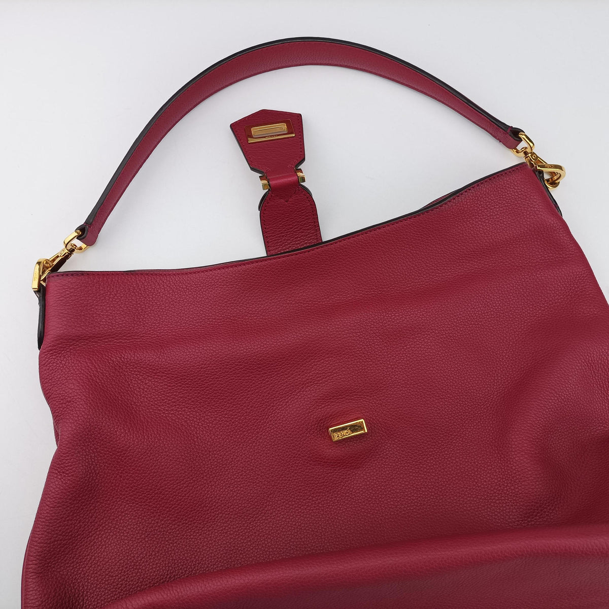 Hobo Bag Red Leather 8BR682 8BR682-Q10 139-2580ホーボーバッグ レッド レザー 8BR682 8BR682-Q10 139-2580