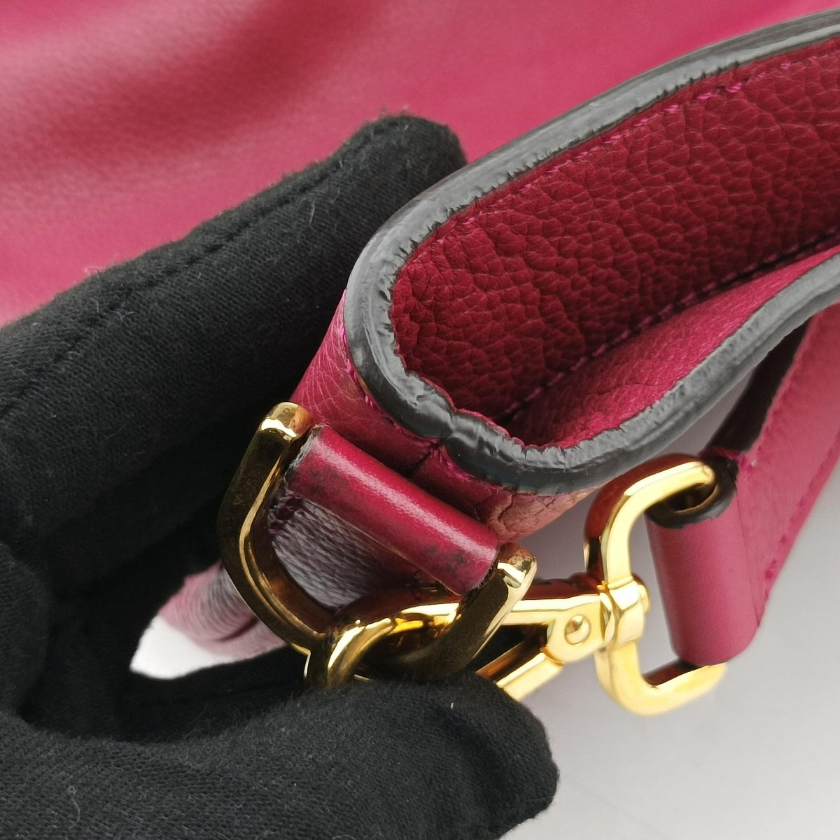 Hobo Bag Red Leather 8BR682 8BR682-Q10 139-2580ホーボーバッグ レッド レザー 8BR682 8BR682-Q10 139-2580