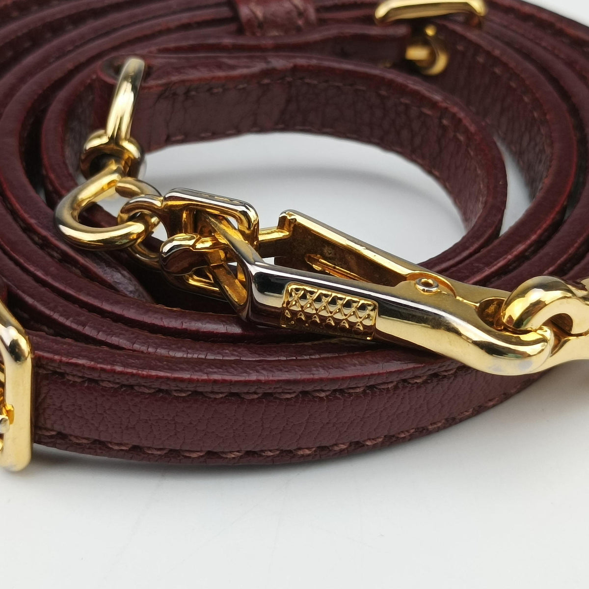 Madras Red Leather 122マドラス レッド レザー 122