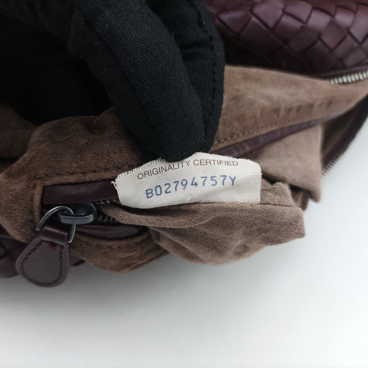 Intrecciato Burgundy lambskin B02794757Yイントレチャート ワインレッド ラムスキン B02794757Y