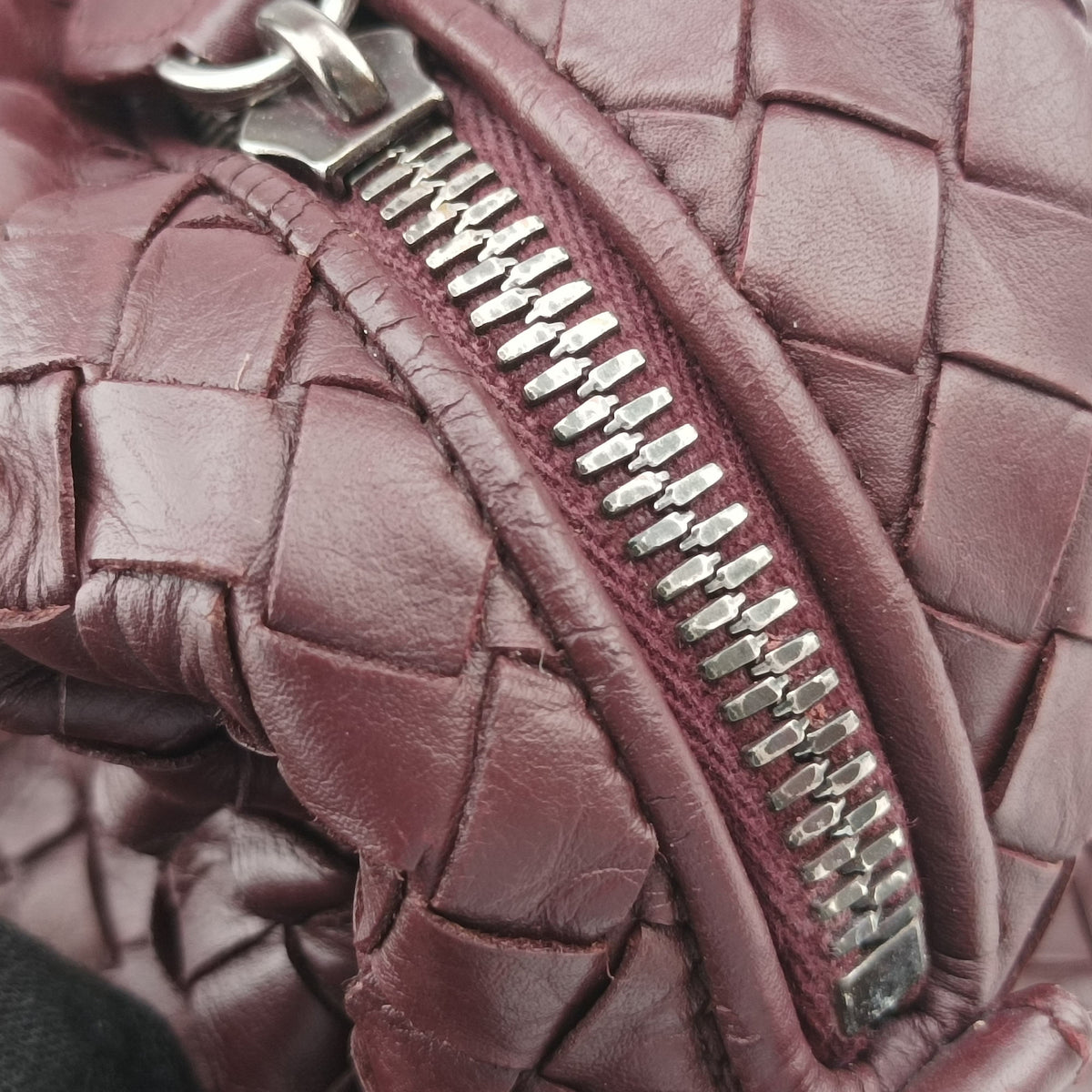 Intrecciato Burgundy lambskin B02794757Yイントレチャート ワインレッド ラムスキン B02794757Y