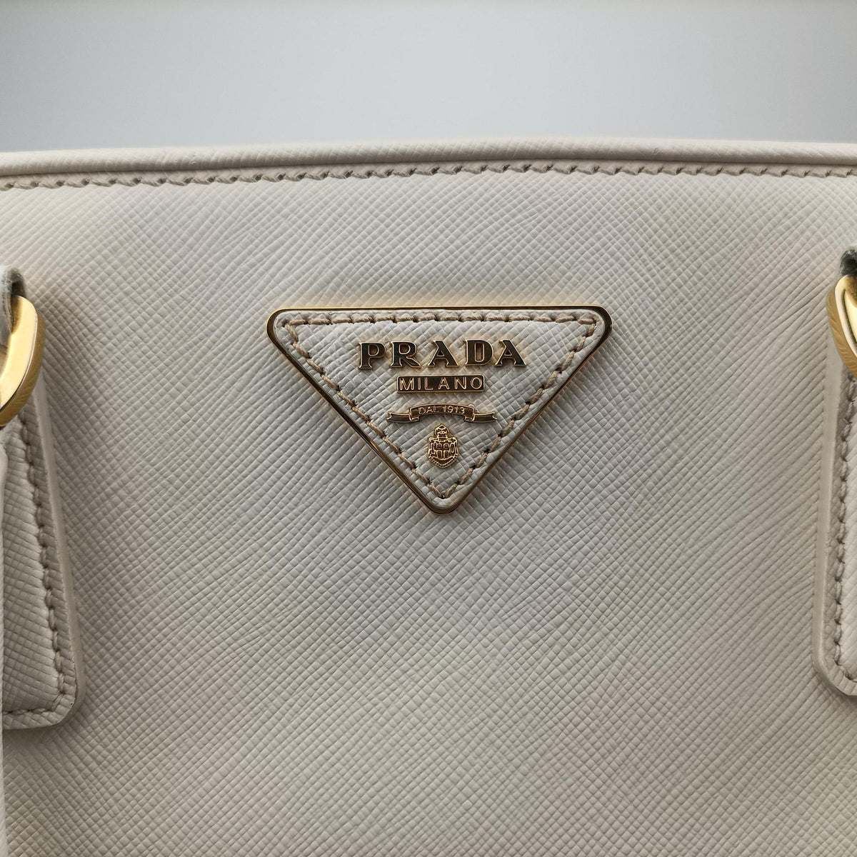 Promenade White SAFFIANO Leather BN2558 7/R 165プロムナード ホワイト サフィアーノレザー BN2558 7/R 165