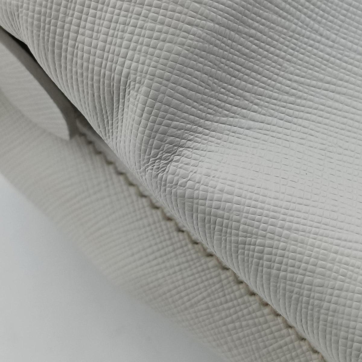 Promenade White SAFFIANO Leather BN2558 7/R 165プロムナード ホワイト サフィアーノレザー BN2558 7/R 165
