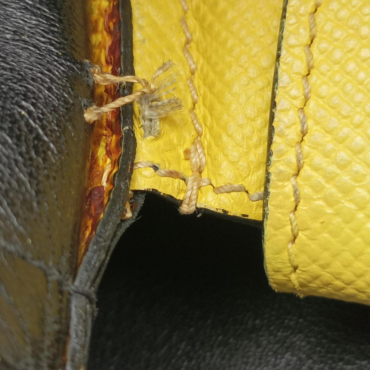 Double Cuir Yellow SAFFIANO　Leather BN2756 117ダブル キュイール イエロー サフィアーノレザー BN2756 117