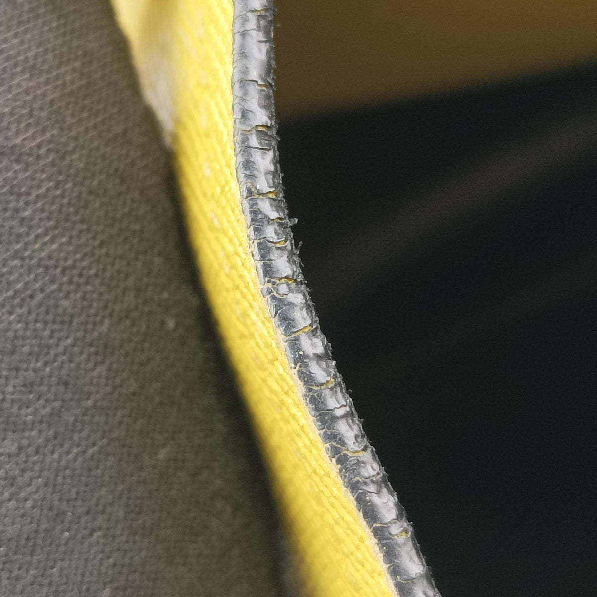 Double Cuir Yellow SAFFIANO　Leather BN2756 117ダブル キュイール イエロー サフィアーノレザー BN2756 117