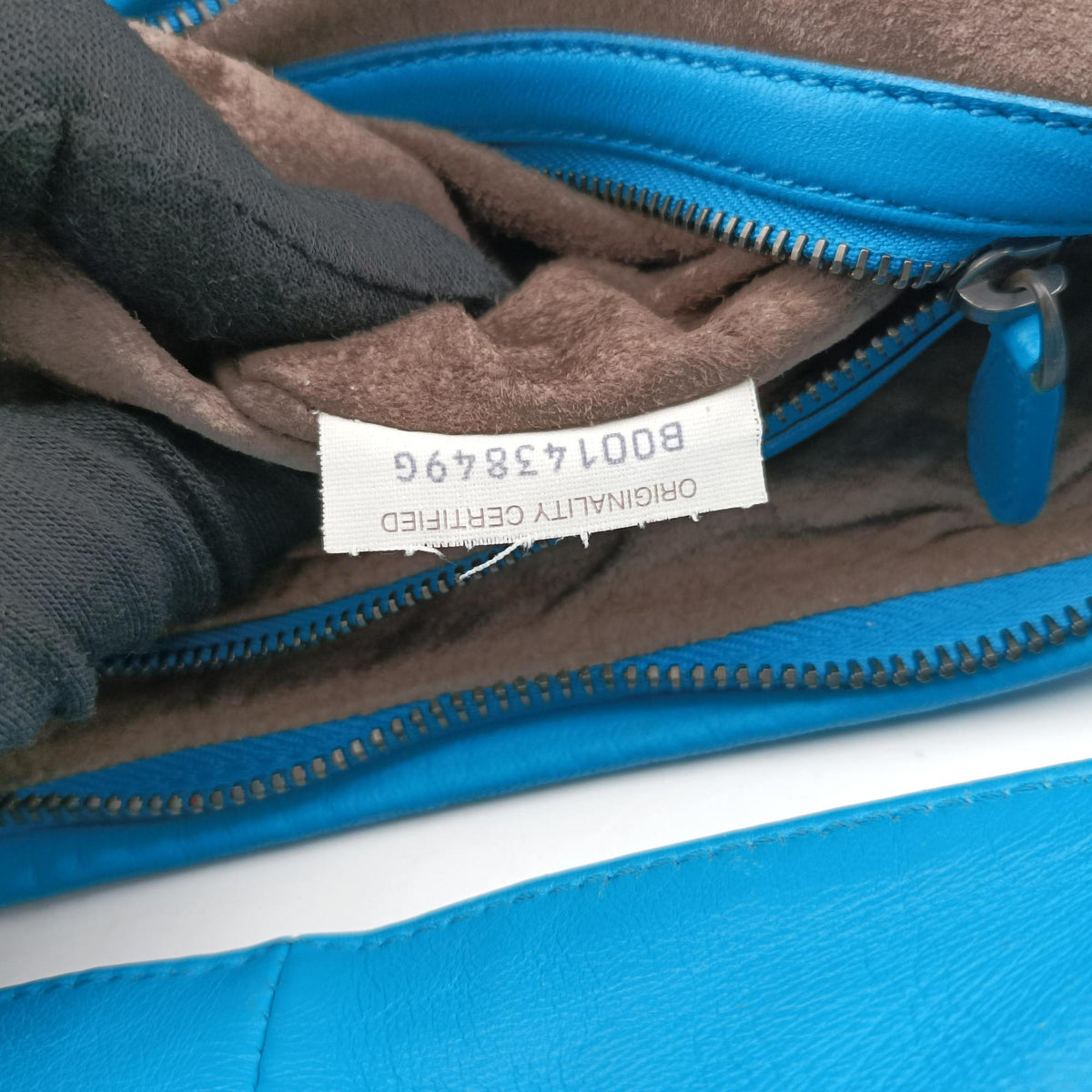 Intrecciato Blue lambskin B00143849Gイントレチャート ブルー ラムスキン B00143849G
