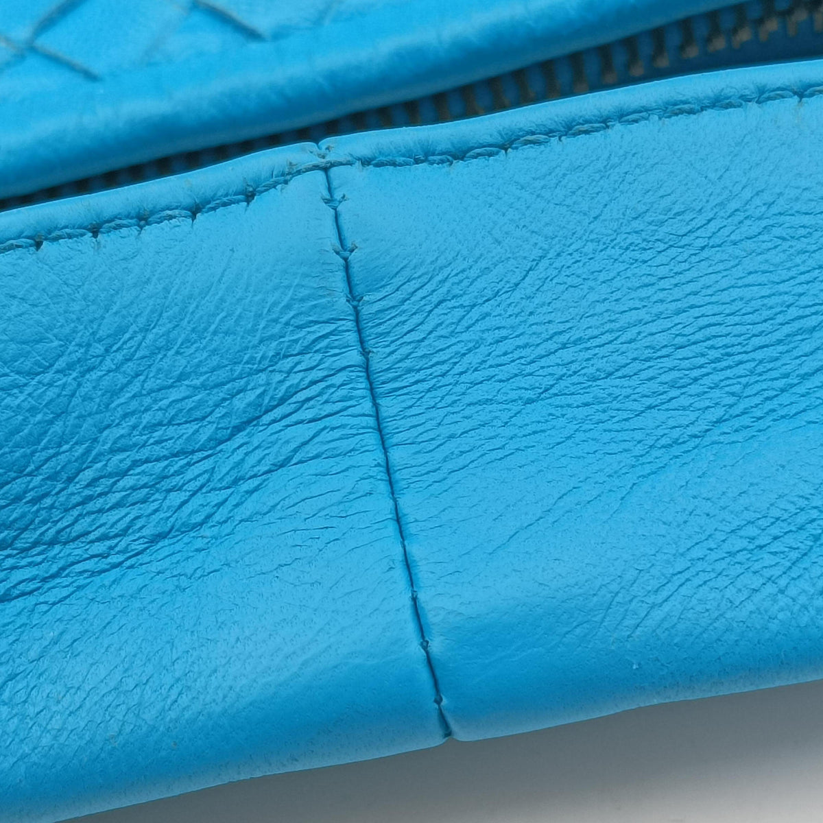 Intrecciato Blue lambskin B00143849Gイントレチャート ブルー ラムスキン B00143849G